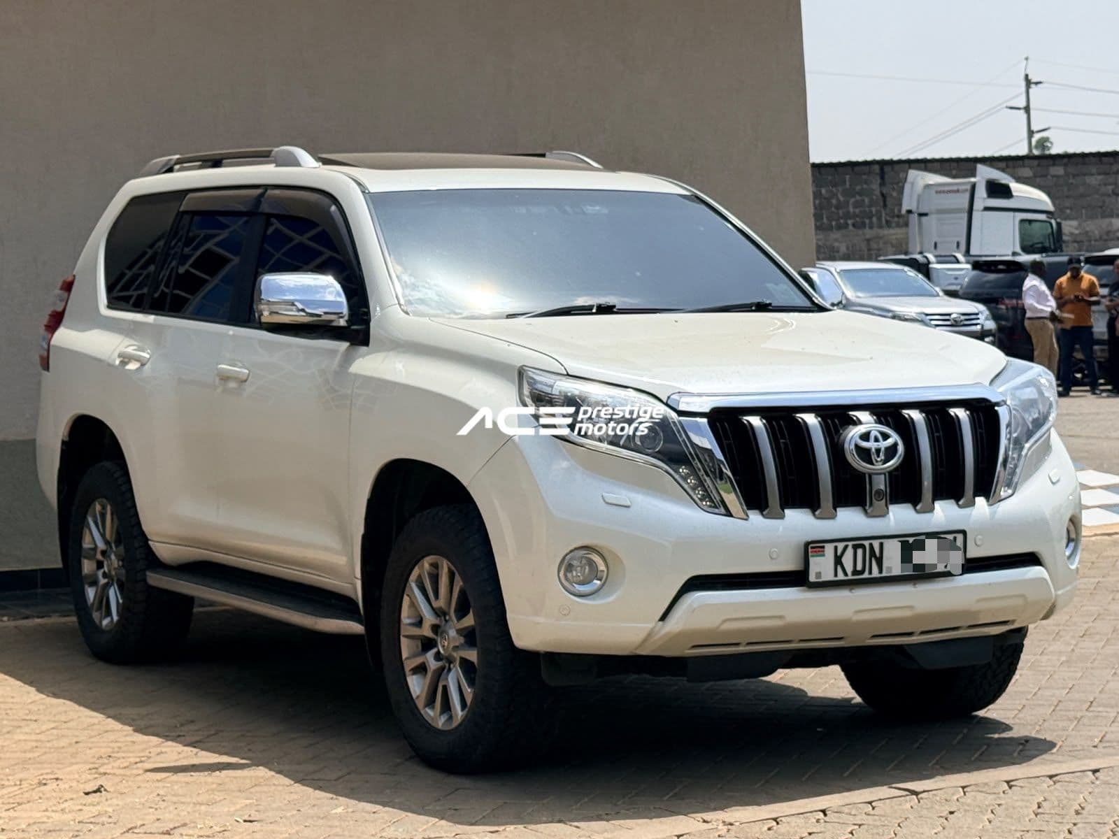Image of Toyota Land Cruiser Prado TX YOM - 2017