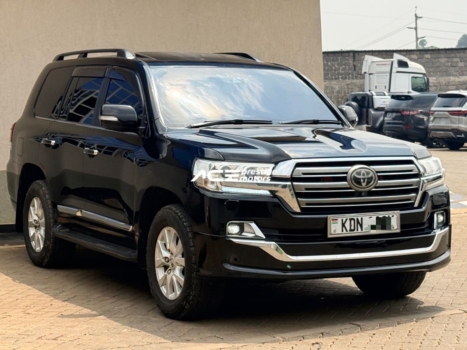 Image of Toyota Land Cruiser V8 ZX YOM - 2017