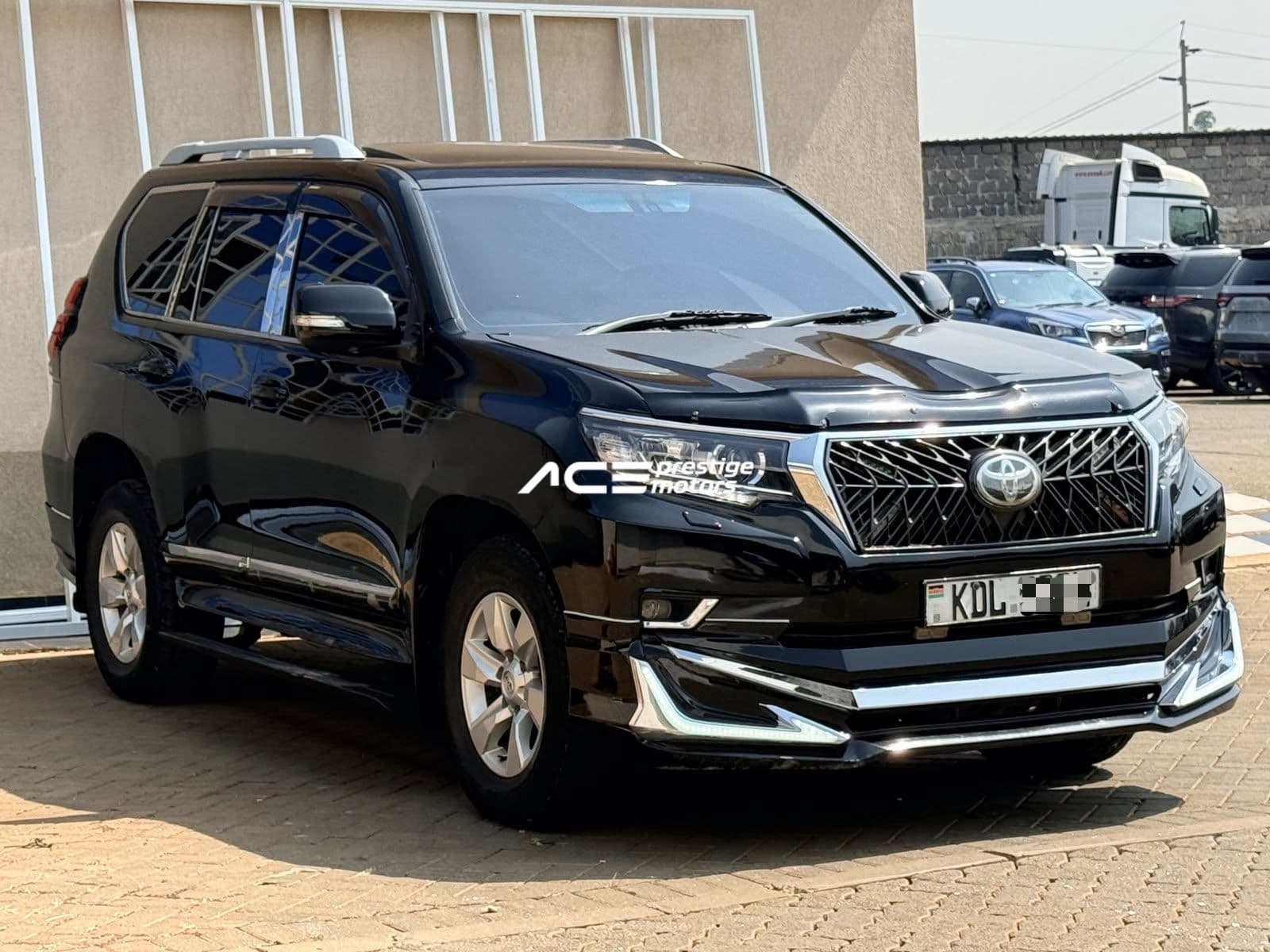 Image of Toyota Land Cruiser Prado TZG YOM - 2015