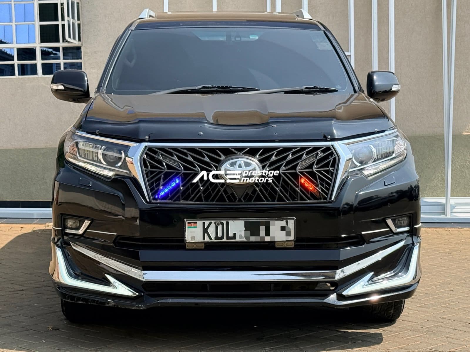 Image of Toyota Land Cruiser Prado TZG YOM - 2015