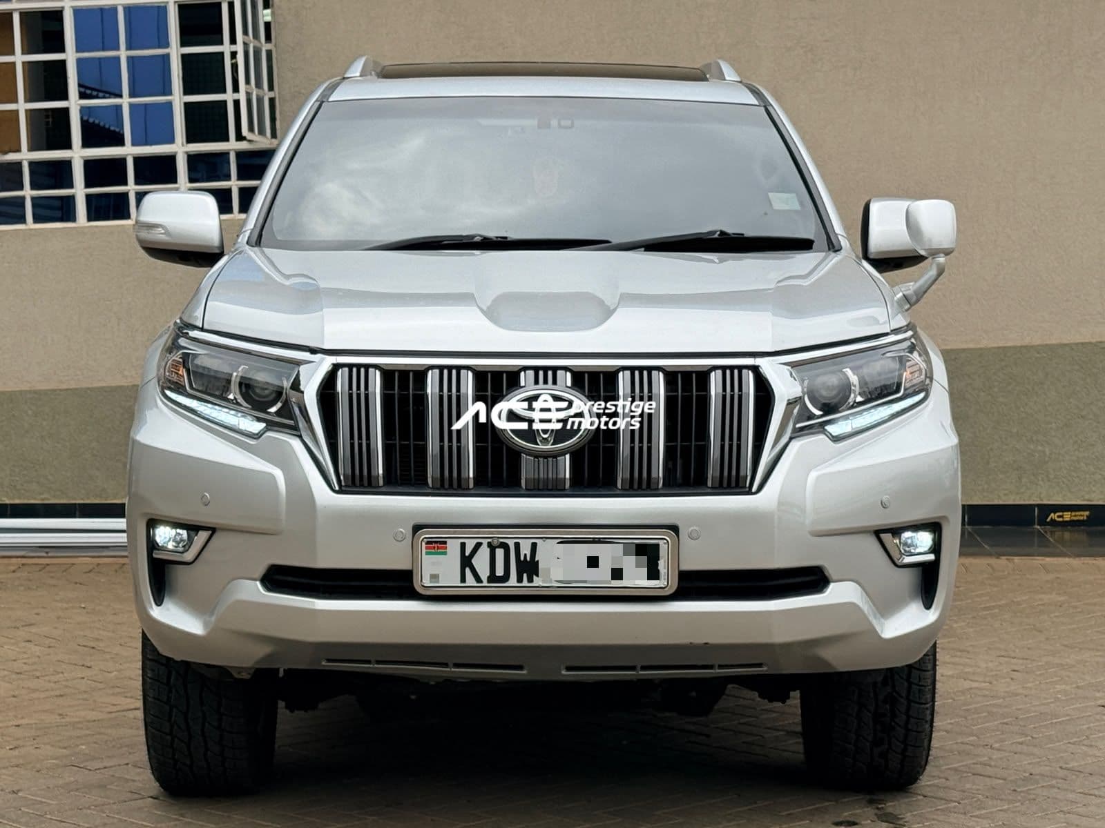 Image of Toyota Land Cruiser Prado VXL YOM - 2017
