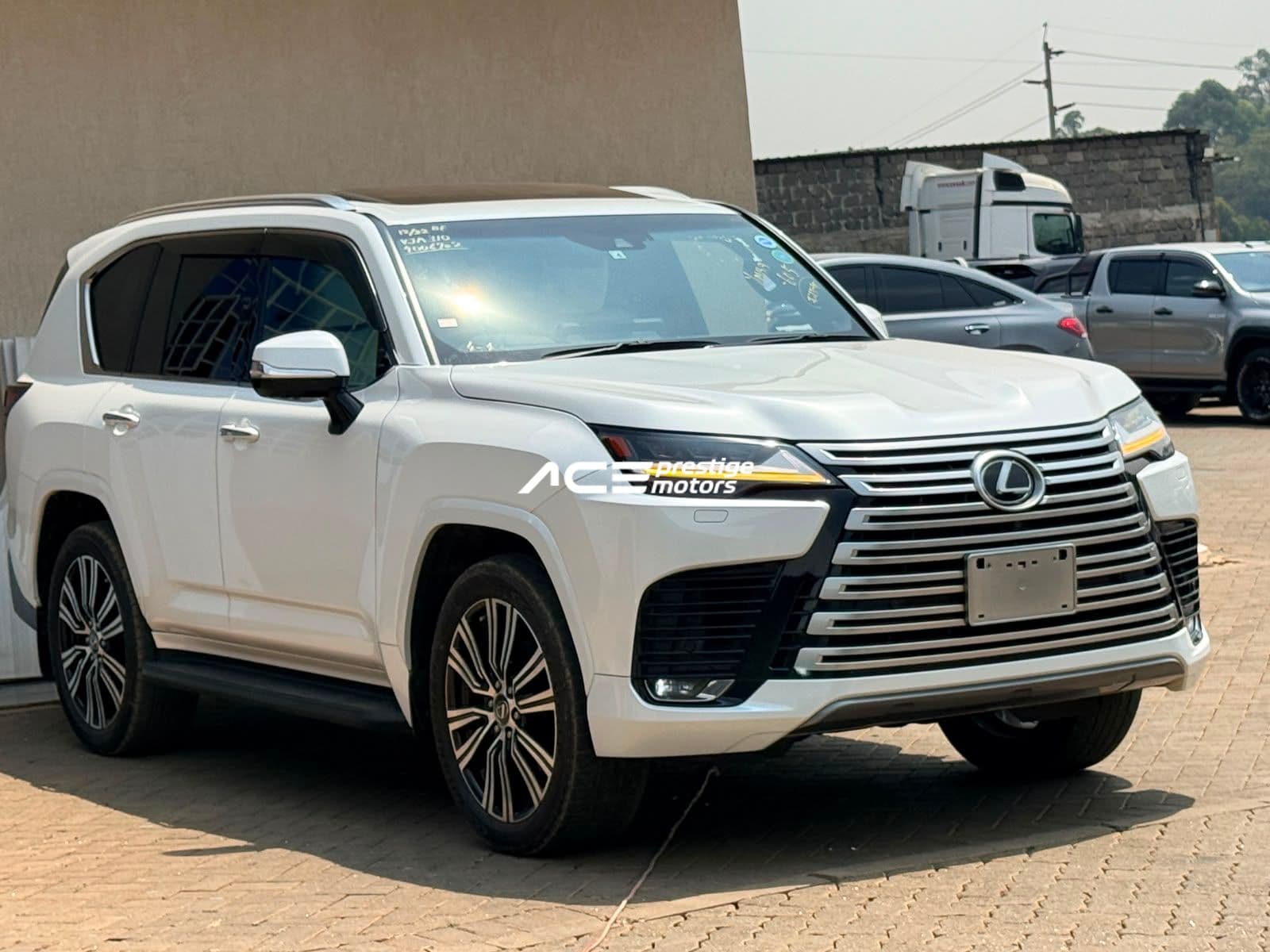 Image of Lexus LX600 YOM - 2022