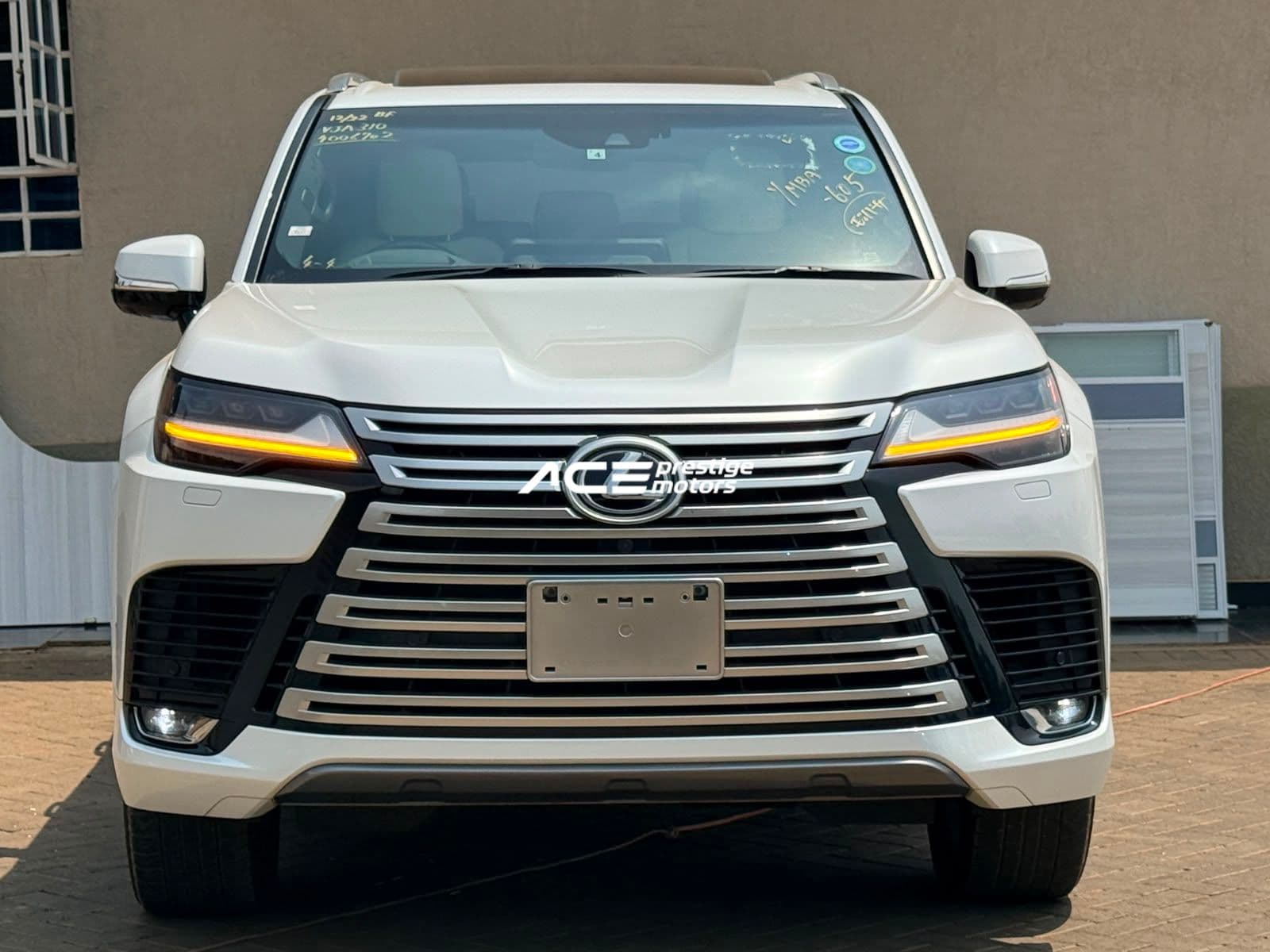 Image of Lexus LX600 YOM - 2022