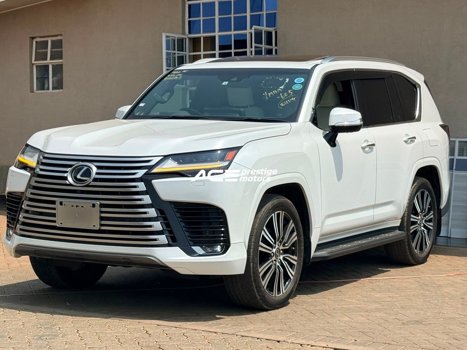 Image of Lexus LX600 YOM - 2022