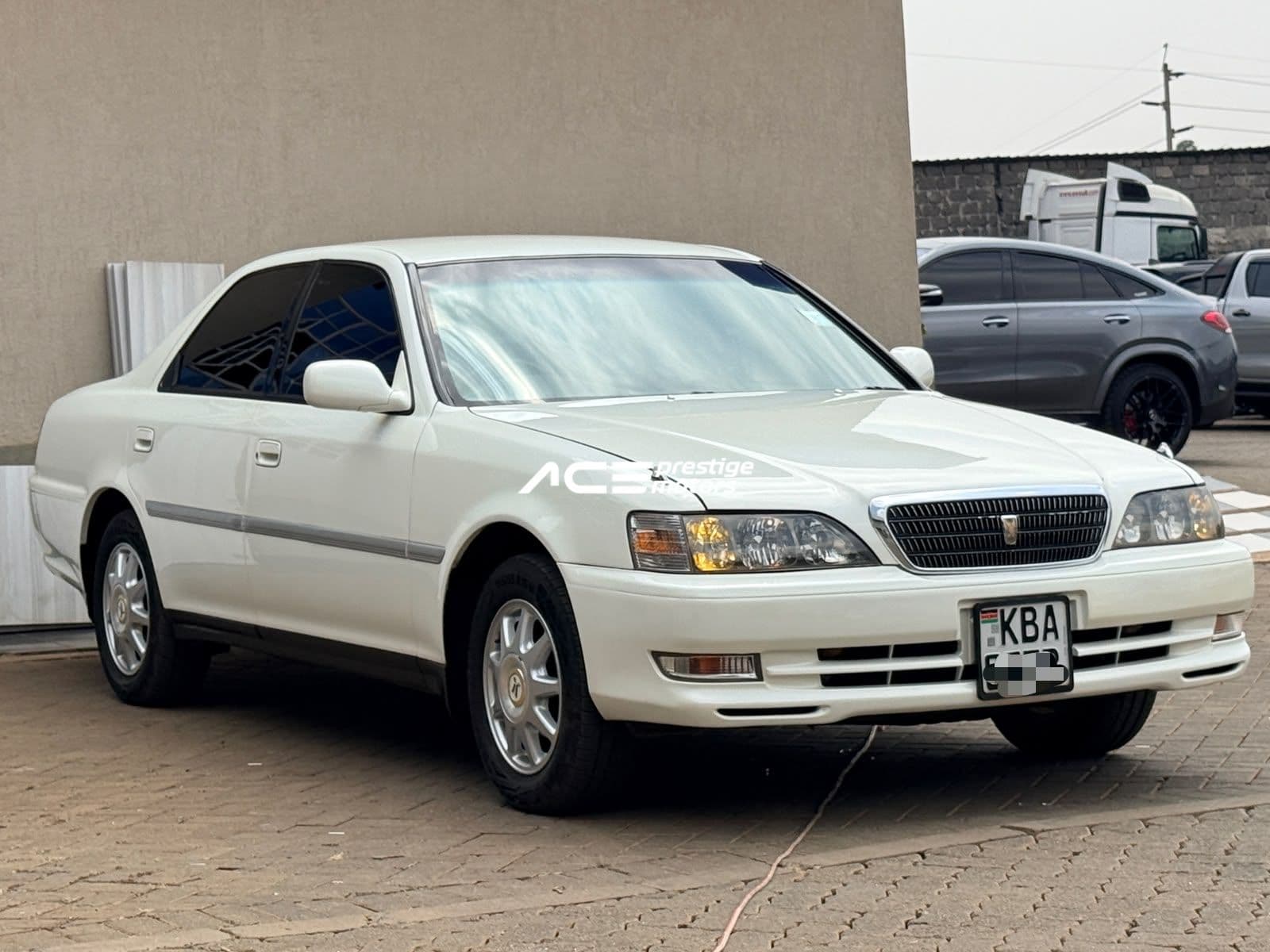 Image of Toyota Cresta YOM - 2002