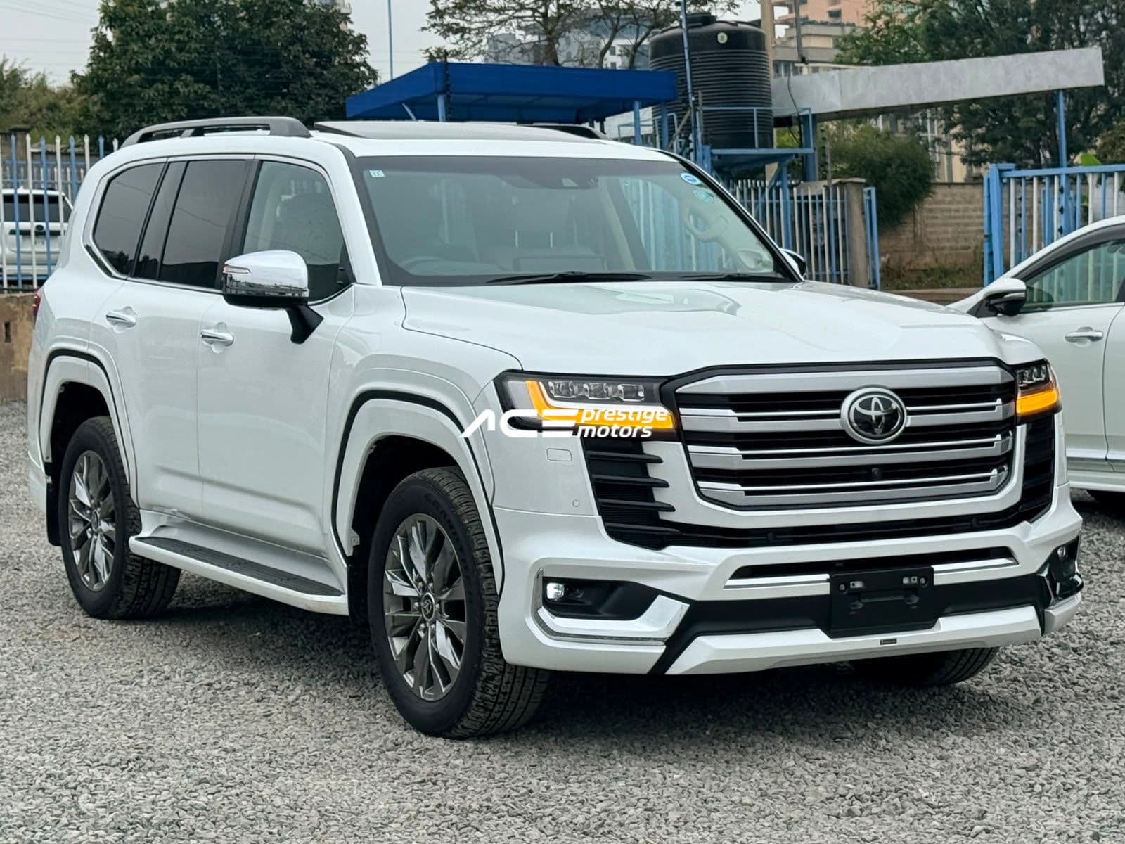 Image of Toyota Land Cruiser 300 ZX YOM - 2023