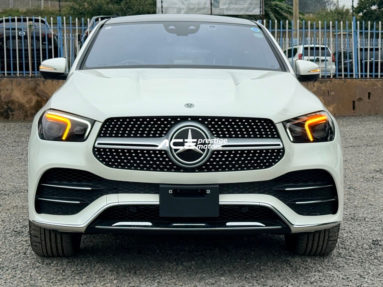 Image of Mercedes-Benz GLE 400d YOM - 2020