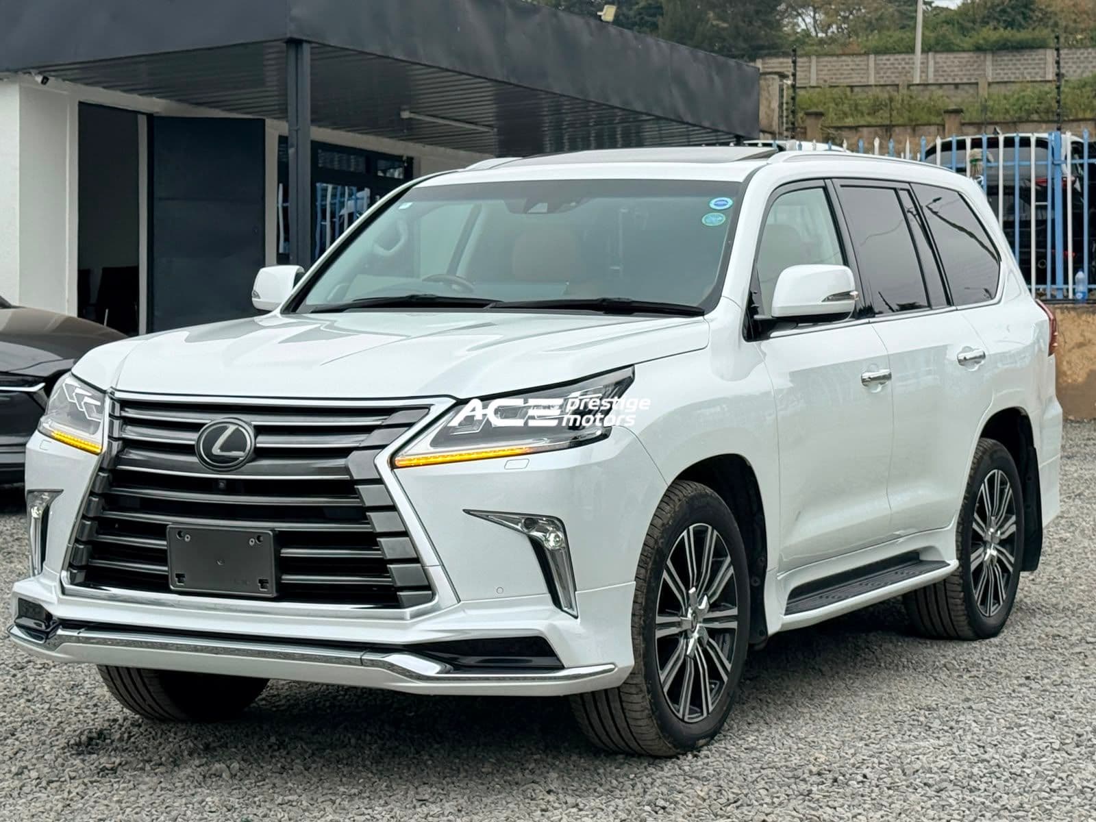 Image of Lexus LX570 YOM - 2019