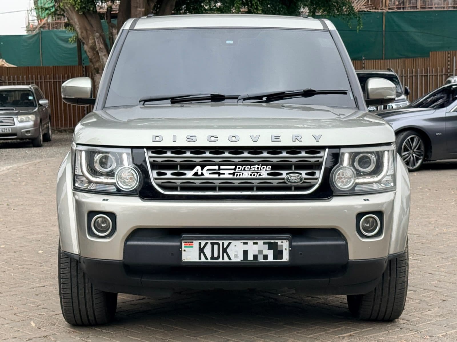 Image of Land Rover Discovery IV YOM - 2015
