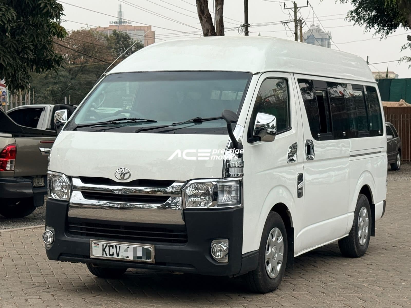 Image of Toyota Hiace YOM - 2013