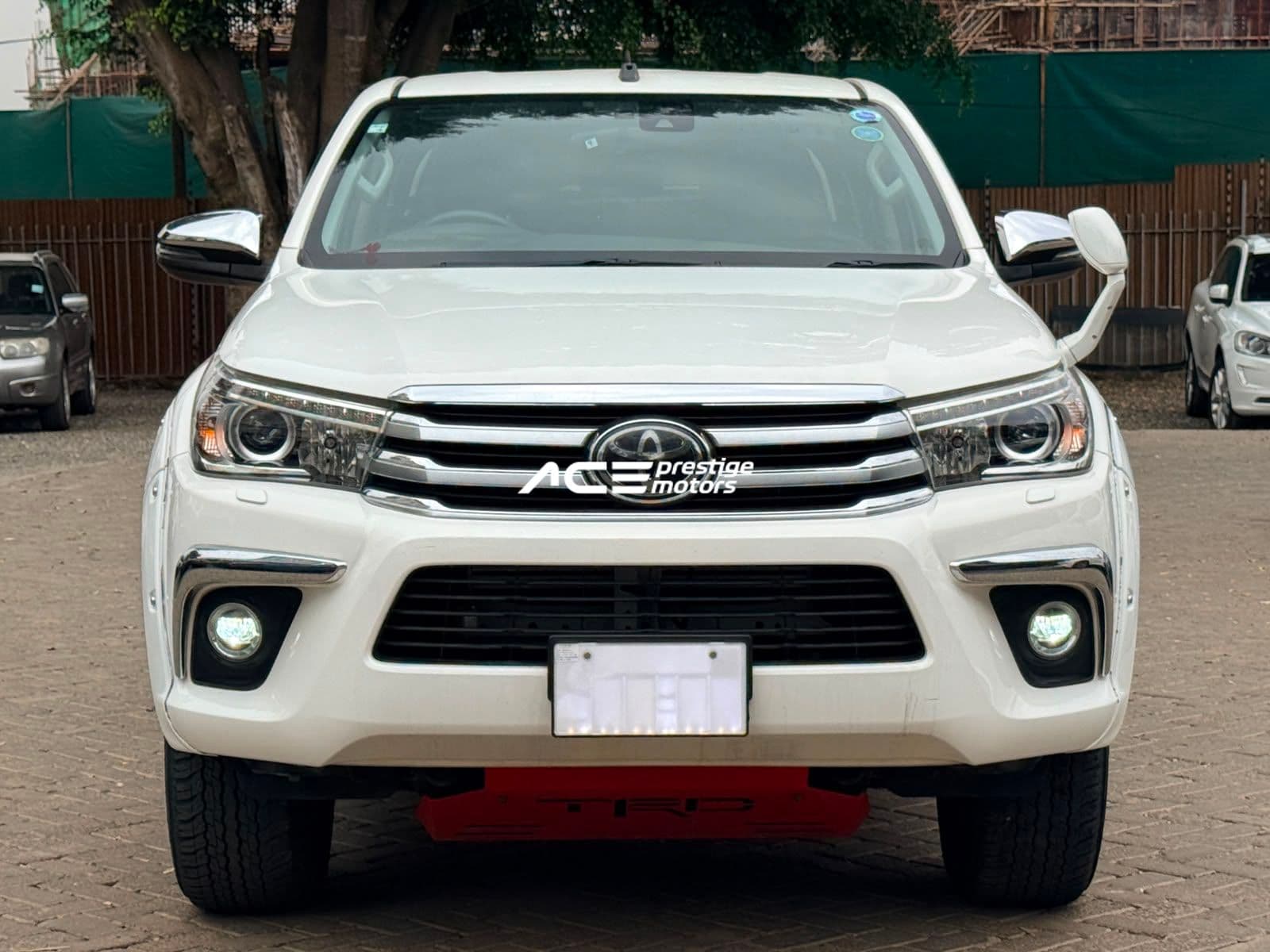 Image of Toyota Hilux TRD YOM - 2019
