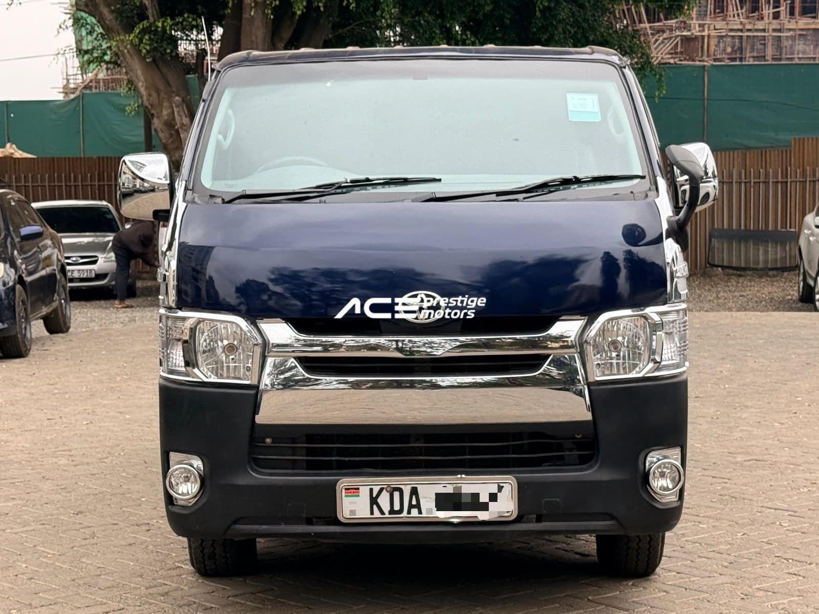 Image of Toyota Hiace YOM - 2014