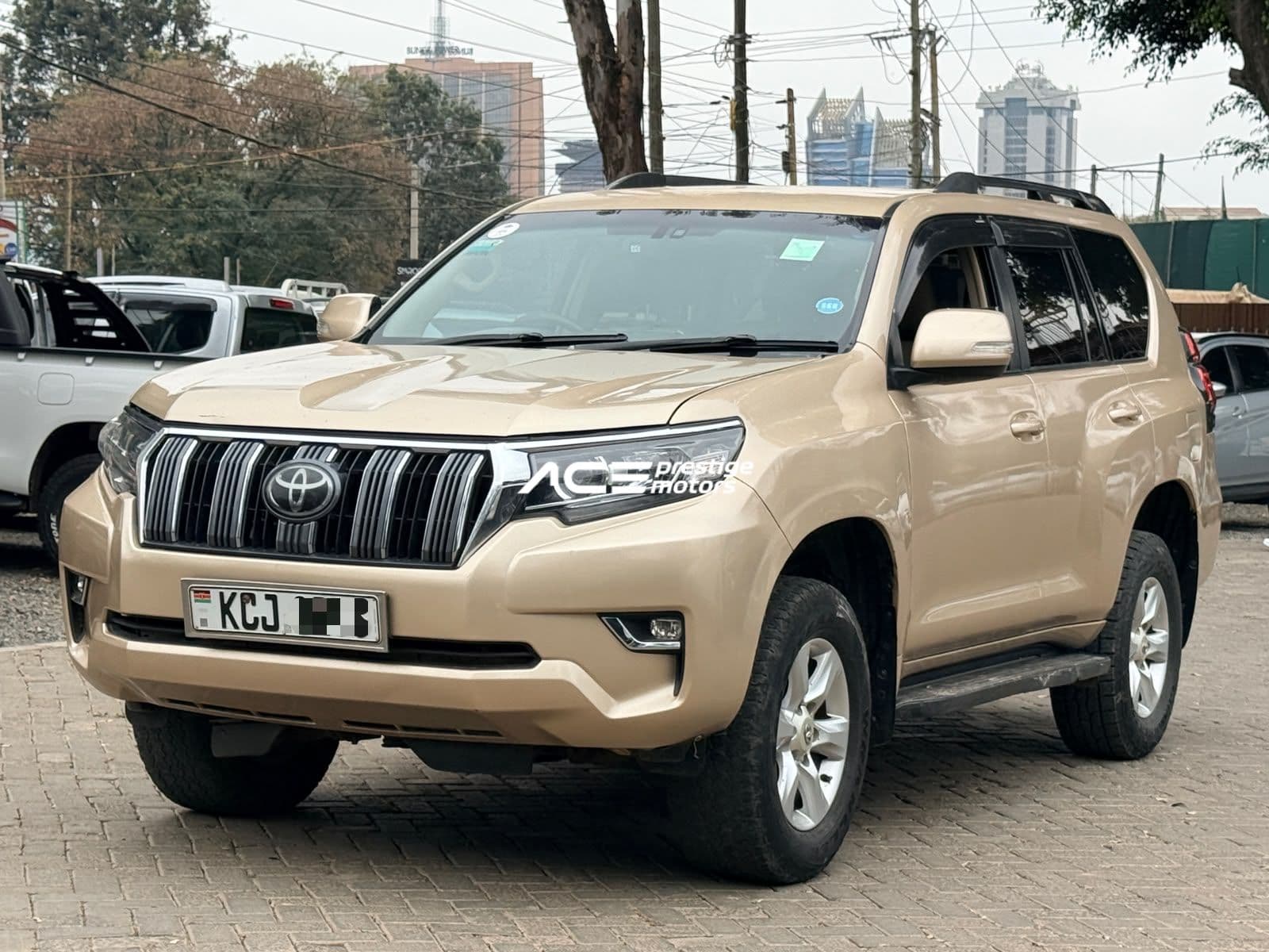 Image of Toyota Land Cruiser Prado TX YOM - 2011