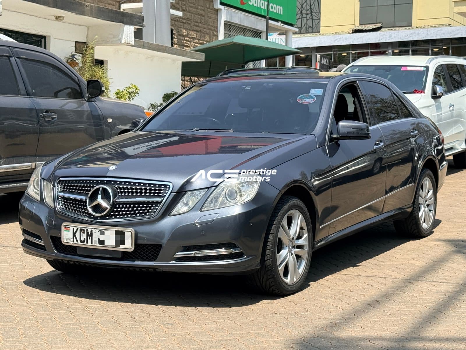 Image of Mercedes E300 YOM - 2009