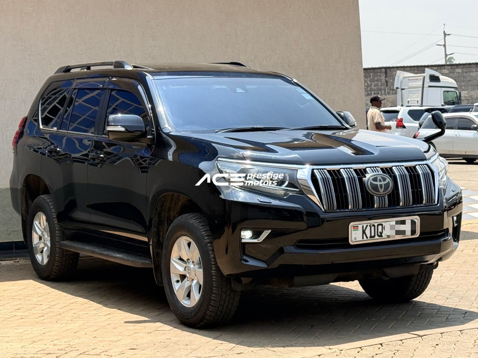 Image of Toyota Land Cruiser Prado TX YOM - 2017