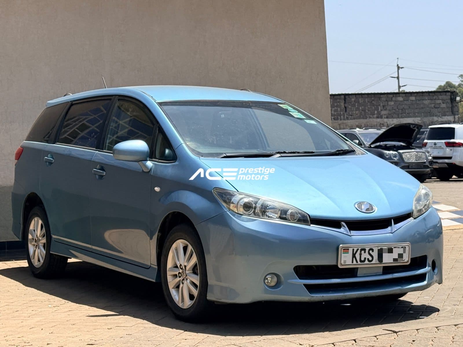 Image of Toyota Wish YOM - 2011