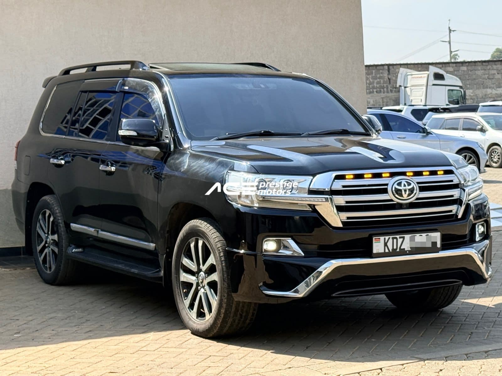 Image of Toyota Land Cruiser V8 VXR YOM - 2012