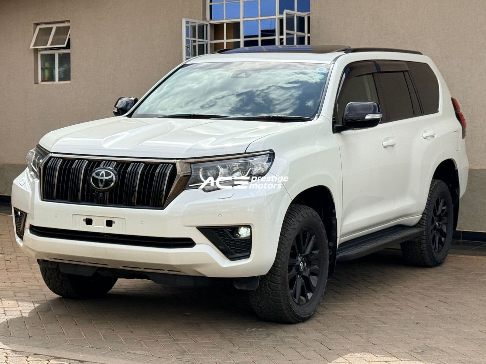 Image of Toyota Land Cruiser Prado TX YOM - 2021