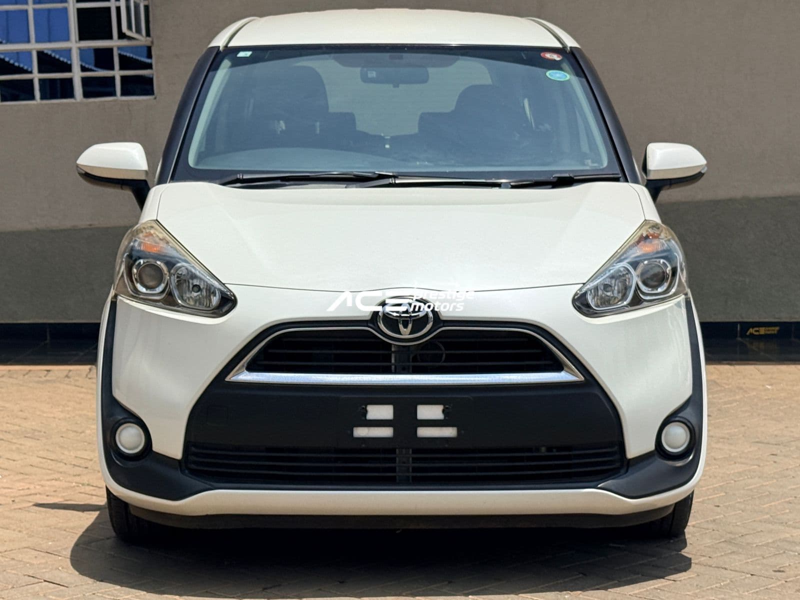 Image of Toyota Sienta YOM - 2018