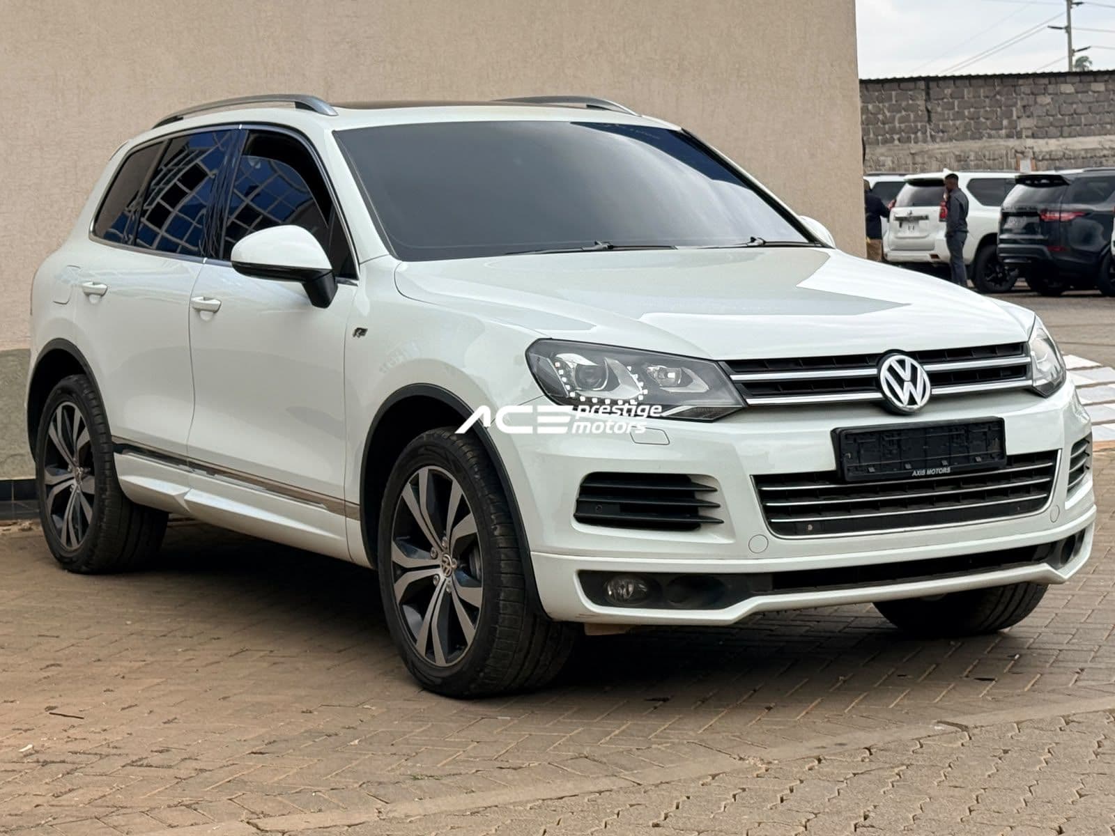 Image of Volkswagen Touareg TDI YOM - 2014