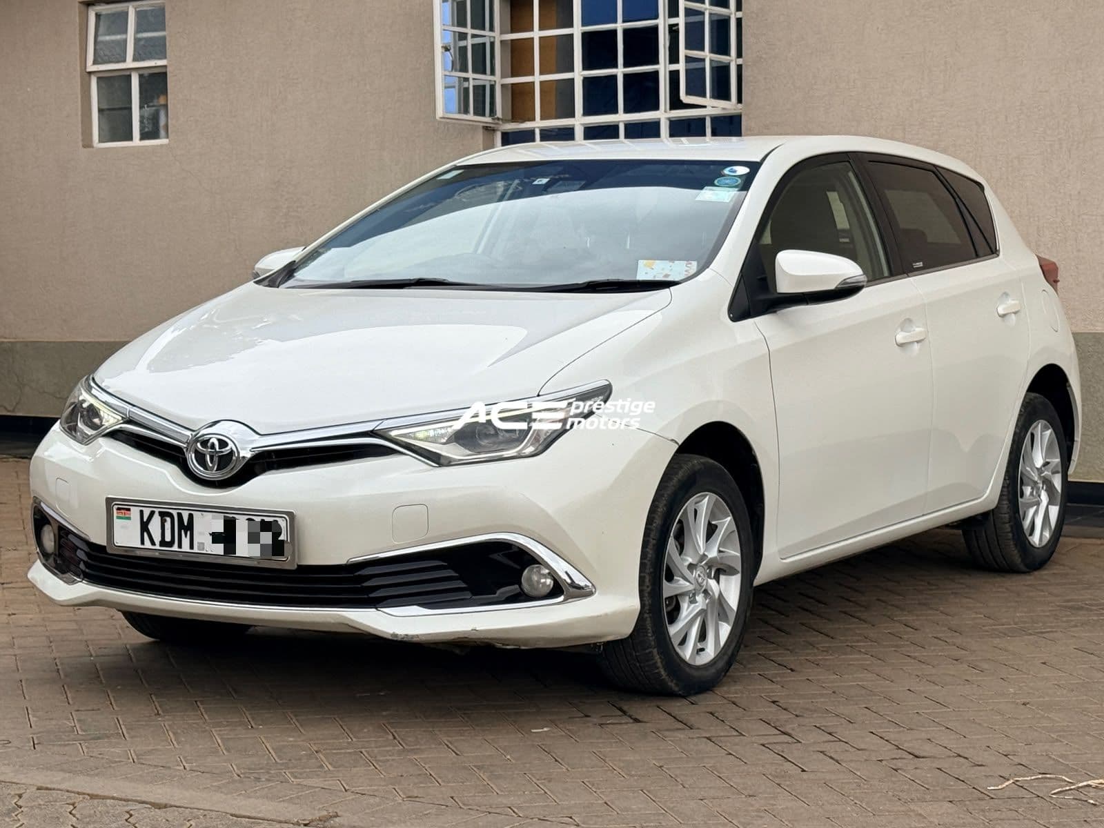 Image of Toyota Auris YOM - 2016