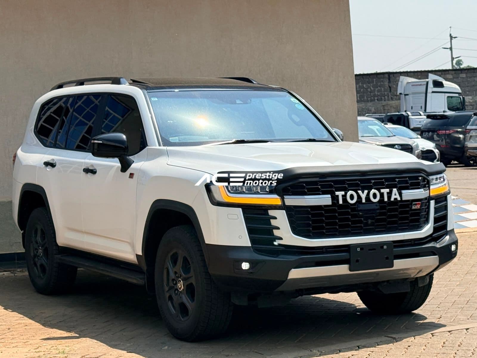 Image of Toyota Land Cruiser 300 GR Sport YOM - 2021